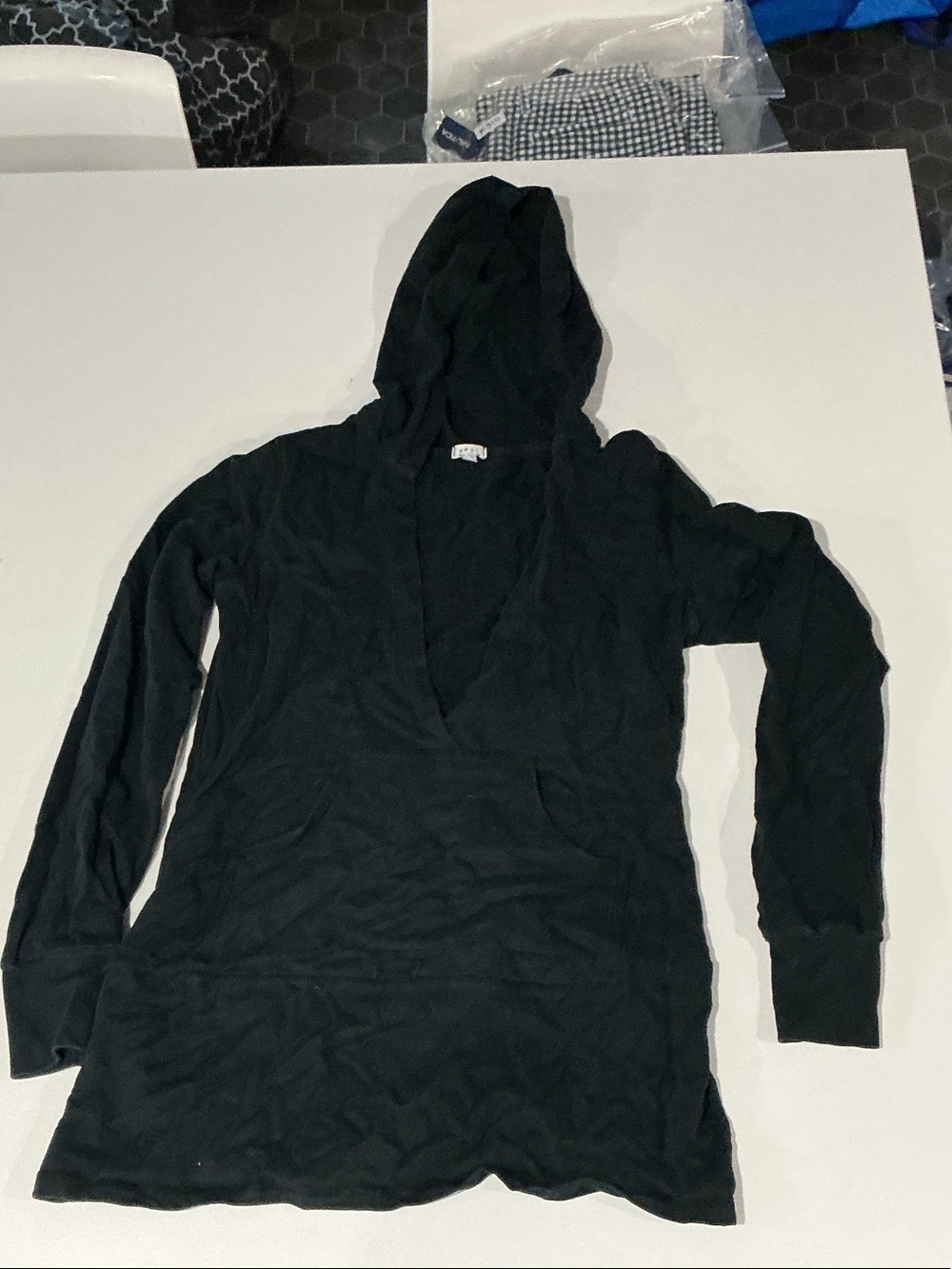 Women's Black Hooded Long-Sleeve V-Neck Tunic Sweatshirt